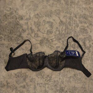 32 D NWTs Gaia lace black bra